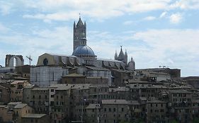 B&B I Tetti Di Siena